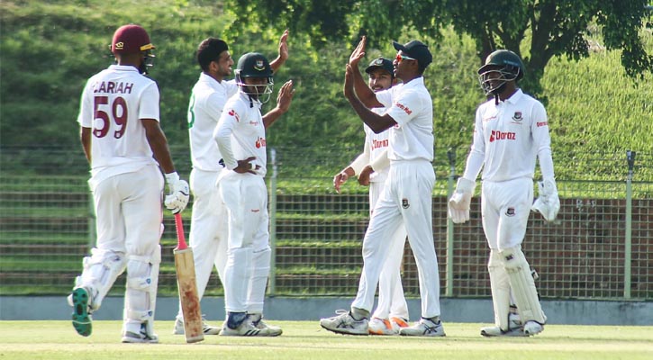 ইনিংস হার এড়িয়ে আফিফদের ড্র