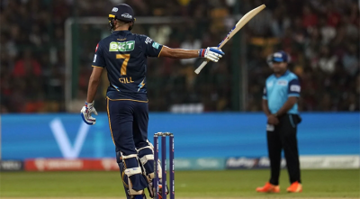 দারুণ সেঞ্চুরিতে ব্যাঙ্গালোরকে প্লে-অফে যেতে দেননি শুভমান