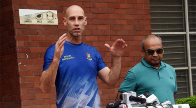 সবাইকে এক সুতোয় বেঁধে বাংলাদেশের জন্য বড় শিরোপায় চোখ হেম্পের