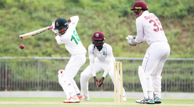 দীপুর হাফ সেঞ্চুরির দিনে ওয়েস্ট ইন্ডিজের লিড