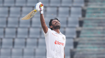 মাহমুদুলের সেঞ্চুরিতে ম্যাচ বাঁচালো বাংলাদেশ