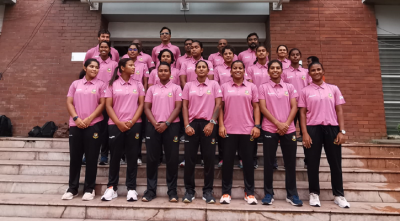 ভালো খেলার ‘মন্ত্র’ নিয়ে হংকং যাচ্ছে মেয়েরা