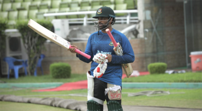 ব্যাটিংয়ে ছোটখাটো বদল এনেছেন তামিম