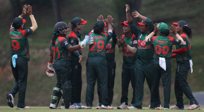 ভারতের বিপক্ষে সিরিজের দলে সালমা, নেই জাহানারা-রুমানা