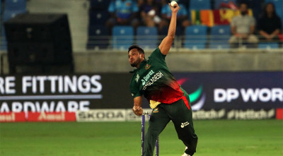 গুরবাজকে ফিরিয়ে ব্রেকথ্রু আনলেন সাকিব