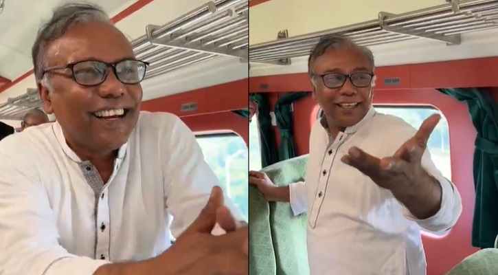 পদ্মা সেতুতে ট্রেন চলাচল শুরু, বগিতে গান ধরলেন বাবু