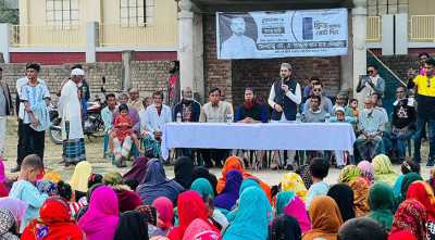 স্মার্ট ও উন্নত চুয়াডাঙ্গা গড়তে ফ্রিজ মার্কায় ভোট চাইলেন রাজ্জাক খান