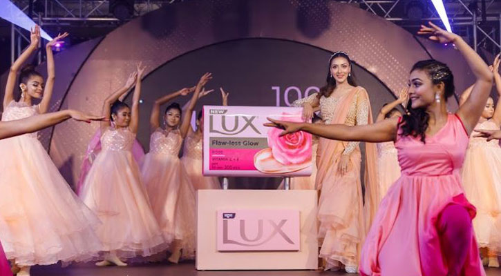 শতবর্ষে নতুন ফর্মুলার লাক্স উন্মোচন