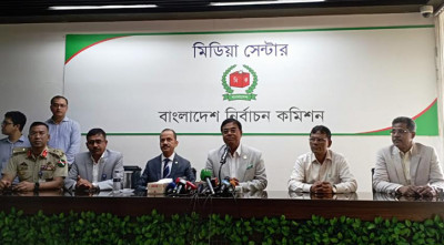 আইনের বাইরে কাউকে সেবা দেওয়া যাবে না: ইসির নতুন সচিব