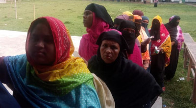 ‘প্রার্থী বেশি হওয়ায় বাইচ্ছা ভোট দিতে পারতাছি, এইডাই বড় কথা’