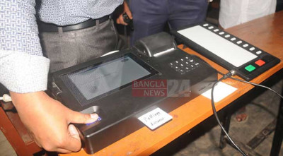 ইভিএমকে স্বনির্ভর ইউনিট করার পরিকল্পনা ইসির