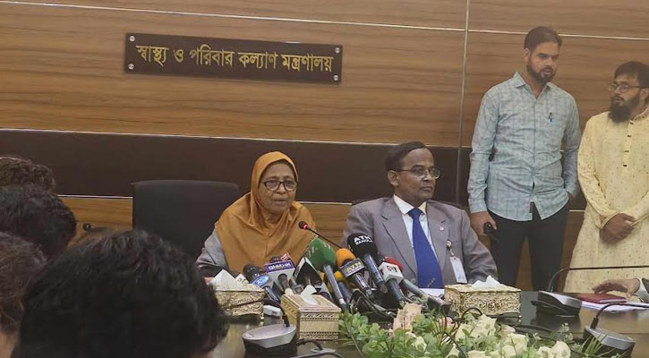 ডাক্তারদের ওপর হামলার তীব্র নিন্দা জানাই: স্বাস্থ্য উপদেষ্টা
