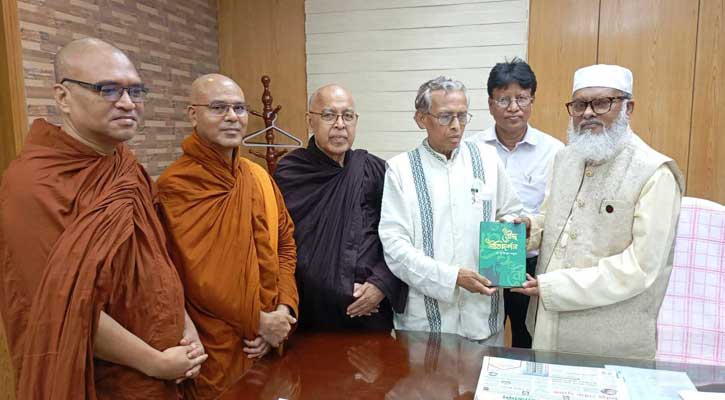 প্রবারণা উৎসব আনন্দমুখর পরিবেশে উদযাপনের আহ্বান ধর্ম উপদেষ্টার