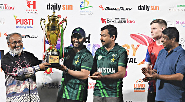 অ্যাম্বাসি ক্রিকেট কার্নিভাল: যুক্তরাষ্ট্রকে হারিয়ে চ্যাম্পিয়ন পাকিস্তান