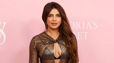 বাবার মৃত্যুর ৬ দিনের মাথায় পার্টি করেছিলেন প্রিয়াঙ্কা!