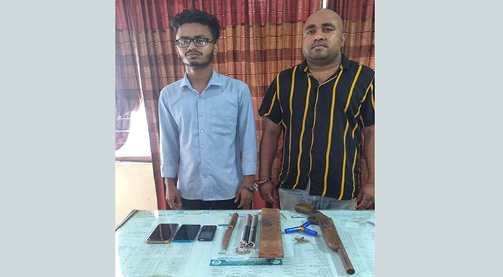 অস্ত্রসহ ছাত্রলীগের দুই নেতা গ্রেপ্তার 