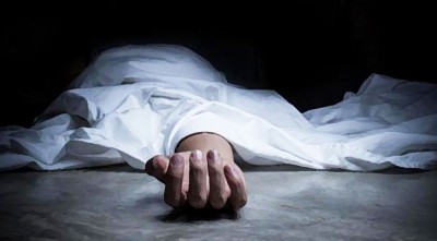 ঝিনাইদহে সড়ক দুর্ঘটনায় ফল ব্যবসায়ী নিহত 