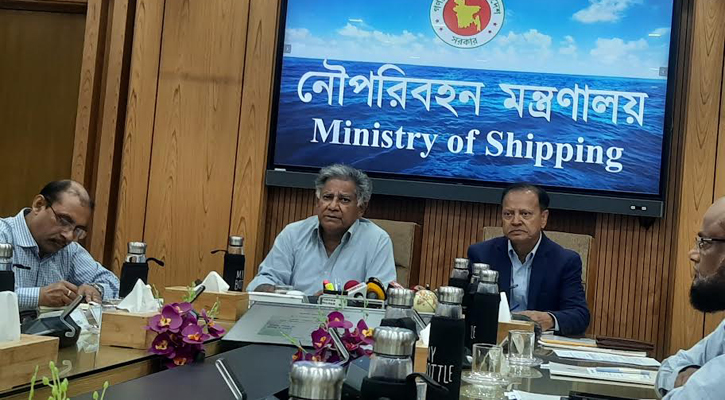 ঈদ যাত্রার লঞ্চে থাকবে ৪ অস্ত্রধারী আনসার: নৌ উপদেষ্টা