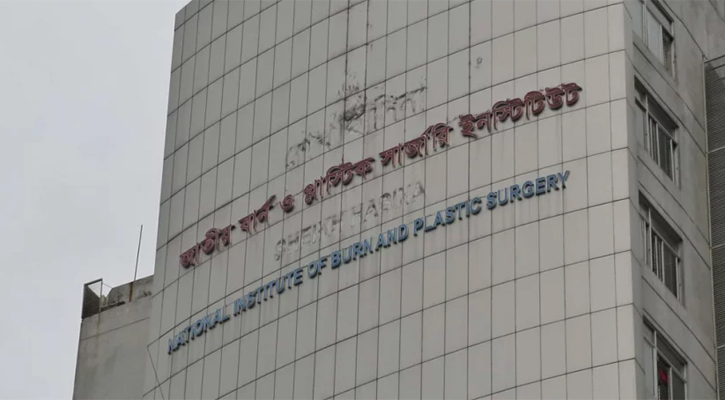 স্ত্রী-শিশু সন্তানের পর মারা গেলেন দগ্ধ তোফাজ্জলও