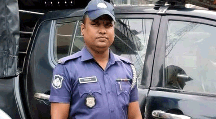 কনস্টেবলের ঝুলন্ত মরদেহ: এক মাস পর ৭ সহকর্মীর নামে হত্যা মামলা