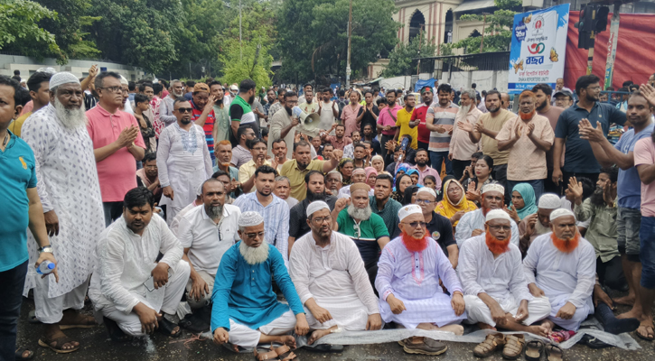 এবার উপদেষ্টা আসিফের পদত্যাগের দাবিতে আন্দোলনে ইশরাক সমর্থকরা