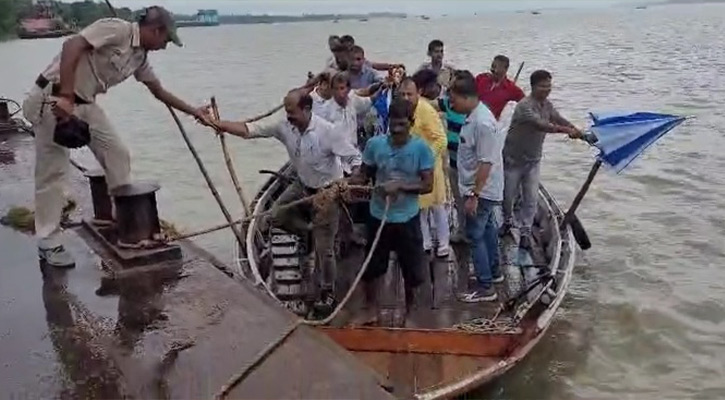 স্থলভাগে গভীর নিম্নচাপ, কলকাতায় ভারী বৃষ্টি