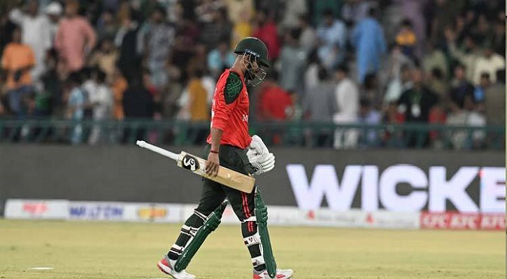 ব্যাটিং ব্যর্থতায় সিরিজ খোয়ালো বাংলাদেশ