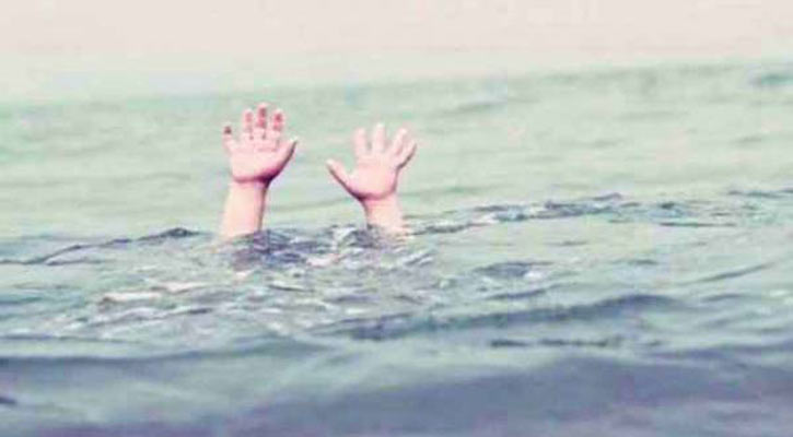 নানার বাড়িতে বেড়াতে এসে পুকুরে ডুবে ভাই-বোনের মৃত্যু
