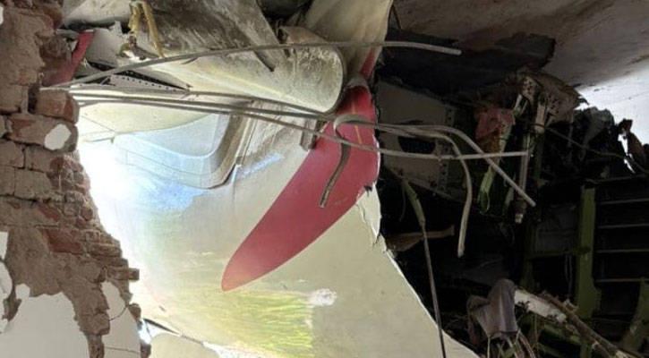 ভারতে উড়োজাহাজ দুর্ঘটনায় ২৪১ আরোহী নিহত