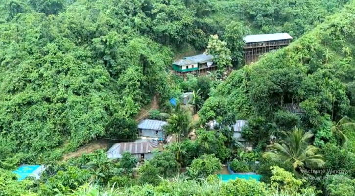 পাহাড়ে আতঙ্ক ‘বর্ষা’, ঝুঁকিতে হাজারো পরিবার