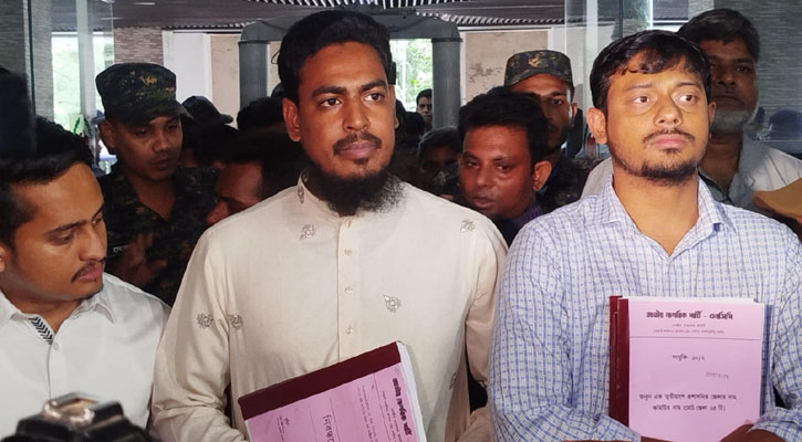 নিবন্ধনের জন্য ইসিতে ট্রাকভরে কাগজপত্র নিয়ে আসছে এনসিপি