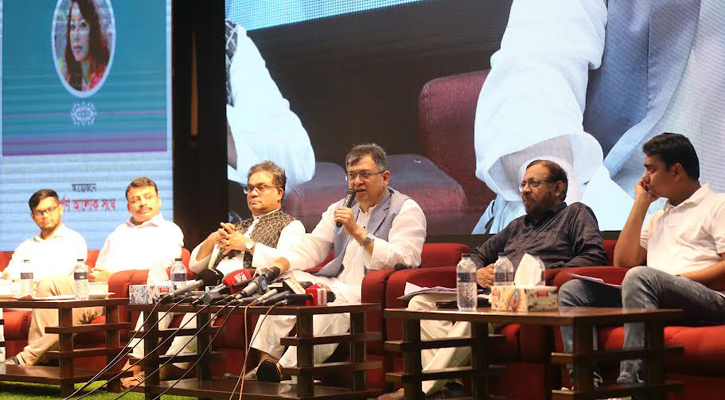 সম্মিলিত প্রচেষ্টায় মেধাপাচার বন্ধ করতে হবে: সালাহউদ্দিন