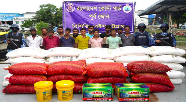 পাচারকালে ৪৩০ বস্তা সার, ৬০০ বস্তা আলু আটক
