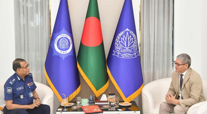 আইজিপির সঙ্গে ইউনেস্কো প্রতিনিধির সাক্ষাৎ