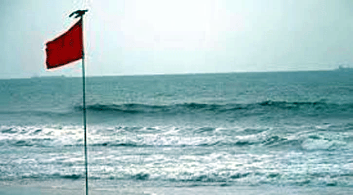 চার সমুদ্র বন্দরে ৩ নম্বর স্থানীয় সতর্কতা সংকেত