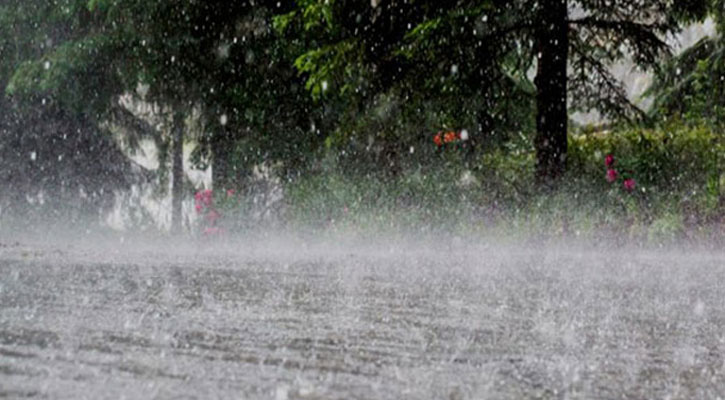 বৃষ্টিতে তিন মহানগরে জলাবদ্ধতার শঙ্কা 