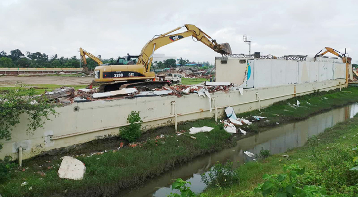 বেদখল হওয়া জমি উদ্ধারে পানি উন্নয়ন বোর্ডের অভিযান