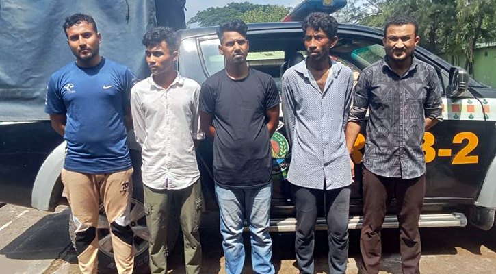 রাজধানীর চার হাসপাতালে র‌্যাবের অভিযান, আটক ১৫