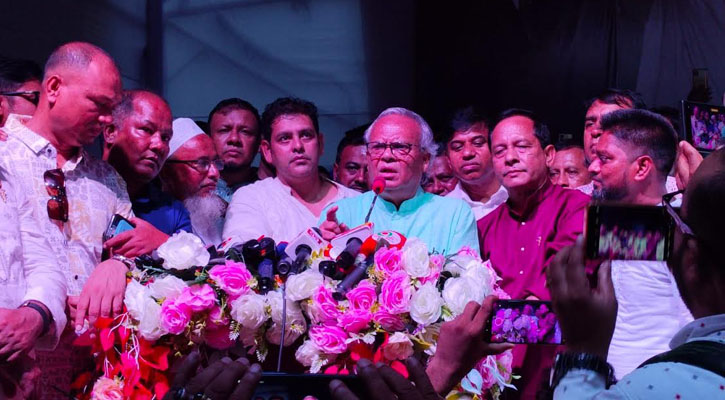 সব অপপ্রচার-ষড়যন্ত্রের মাঝেও বিএনপি গণমুখী দল: রিজভী
