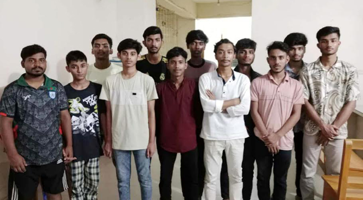 চাঁদপুরে কিশোর অপরাধে জড়িত সন্দেহে আটক ২২