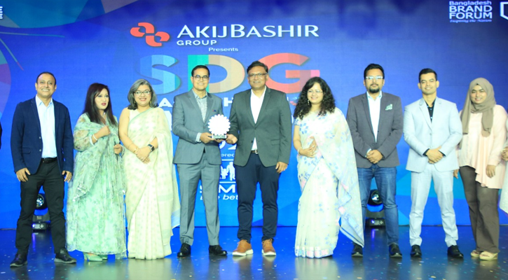 সবচেয়ে টেকসই টেলিকম কোম্পানির স্বীকৃতি পেল গ্রামীণফোন