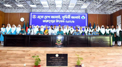 চট্টগ্রামে শিক্ষার্থীদের ট্রাফিক কন্ট্রোল প্রশিক্ষণ 