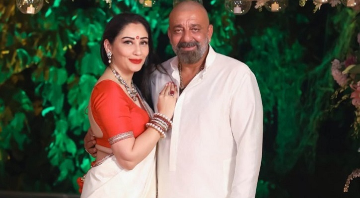 স্ত্রীকে ‘মা’ বলে ডাকেন সঞ্জয় দত্ত!