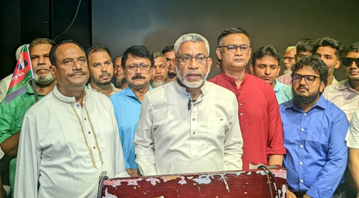 ‘সংস্কার-বিচার-নির্বাচন নিয়ে সরকার এজেন্ডা সামাল দিতে পারছে না’
