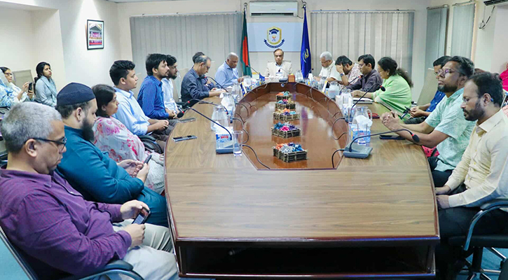 সিআইইউতে ‘সোশ্যাল ইকুইটি এন্ড সাসটেইনেবল ডেভেলপমেন্ট’ শীর্ষক সভা