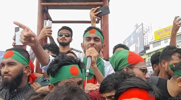 আ.লীগ ক্যাডাররা বাড়ি বাড়ি গিয়ে হুমকি দিয়েও দমাতে পারেনি আন্দোলনকারীদের