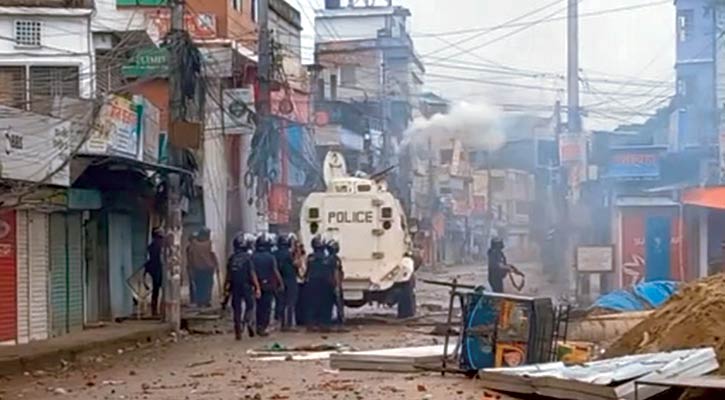 ১০ হাজার ‘অজ্ঞাত’ আসামি করে ‘এসআই হত্যা’ মামলা, প্রত্যাহার চেয়ে স্মারকলিপি
