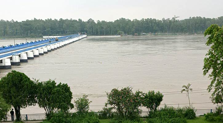 তিস্তার পানি বিপৎসীমার ওপরে, লালমনিরহাটে বন্যা