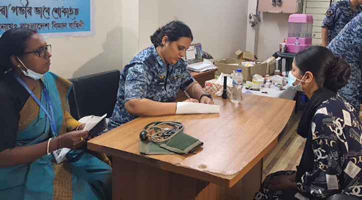 শিক্ষার্থীদের ট্রমা কাটিয়ে উঠতে মাইলস্টোনে কাউন্সেলিং