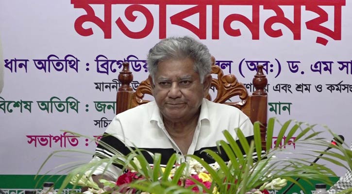 সোনামসজিদ বন্দরে ৩ কিমি রাস্তা দ্রুত নির্মাণ করা হবে: সাখাওয়াত হোসেন